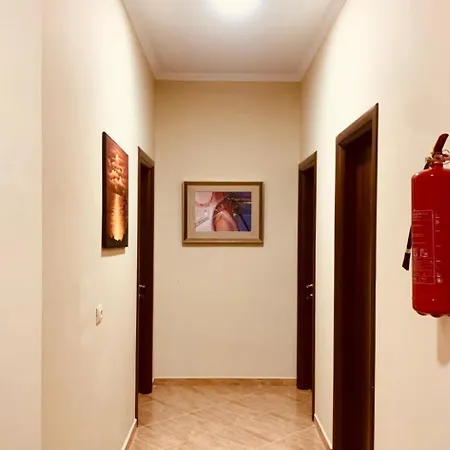 Triena بيت ريفي فيير